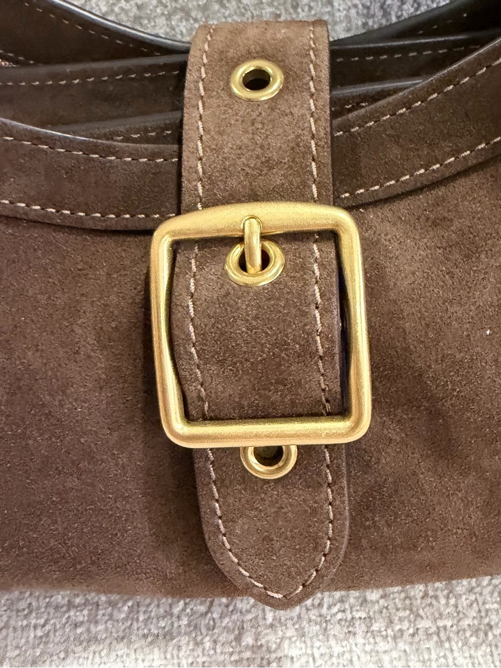 Coach Drifter 31 in Brown Suede Shoulder Bag with Gold Buckle - Picture 2 of 8